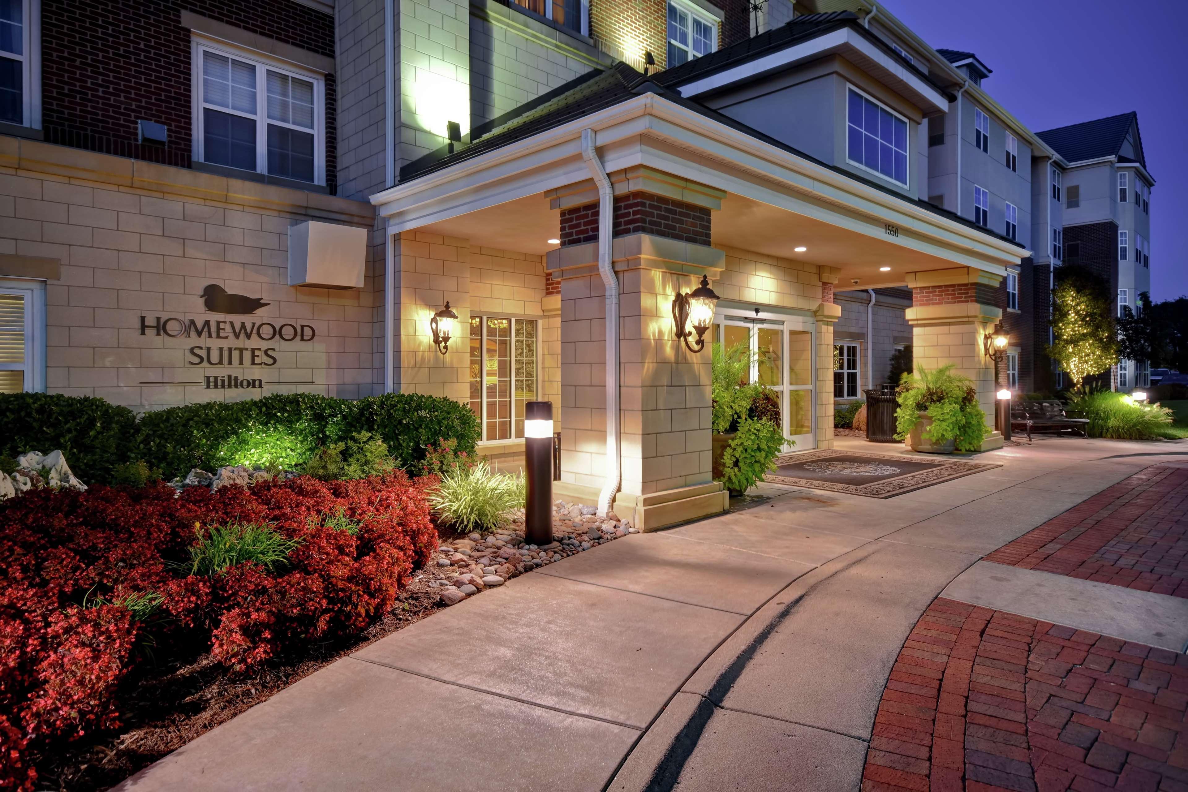 Homewood Suites By Hilton At The Waterfront Wichita Buitenkant foto