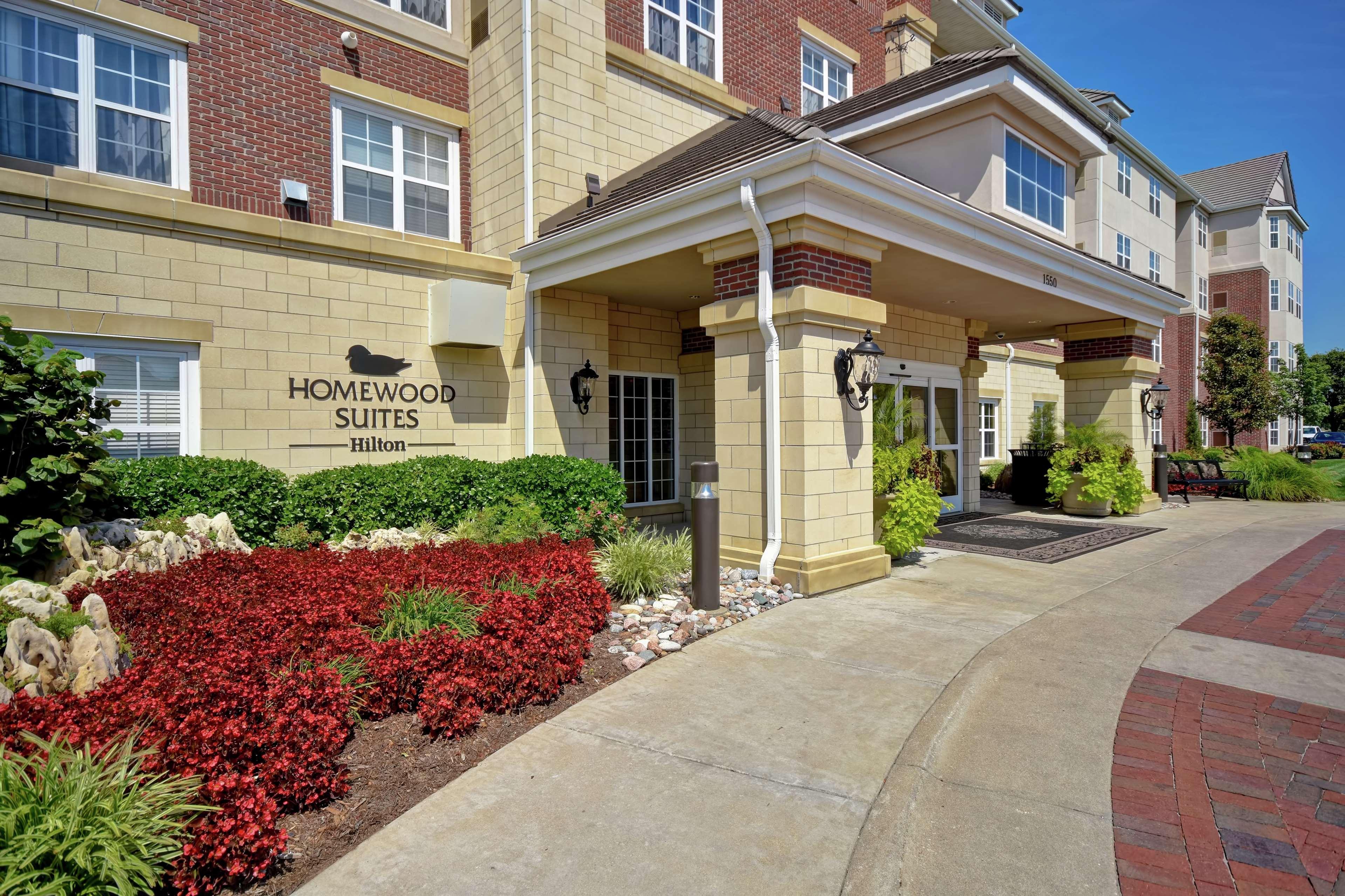 Homewood Suites By Hilton At The Waterfront Wichita Buitenkant foto