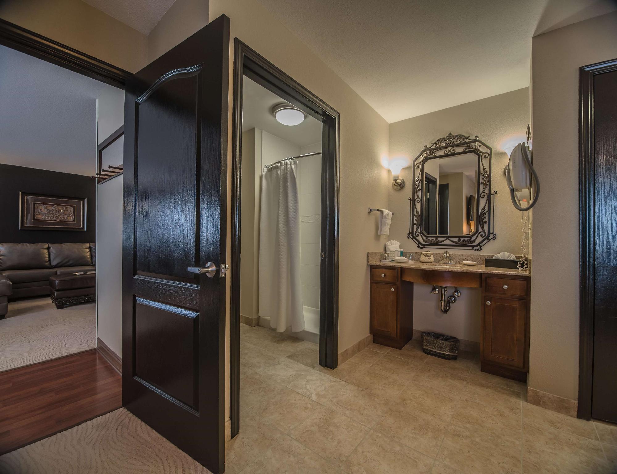 Homewood Suites By Hilton At The Waterfront Wichita Buitenkant foto