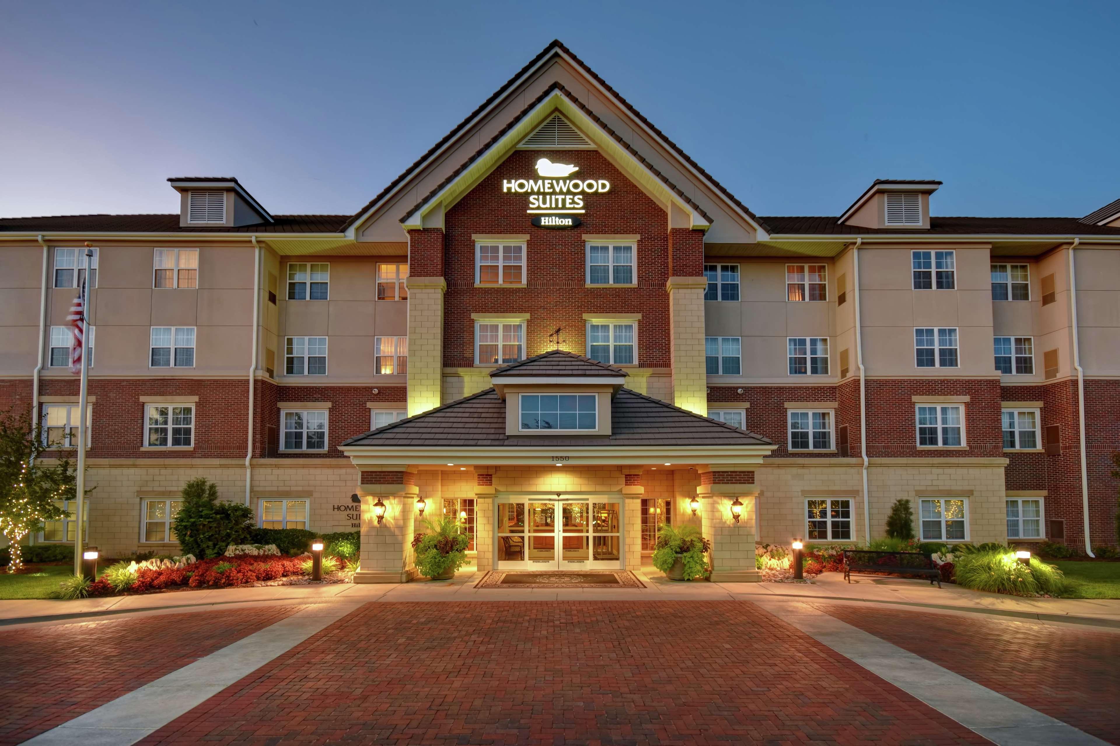 Homewood Suites By Hilton At The Waterfront Wichita Buitenkant foto