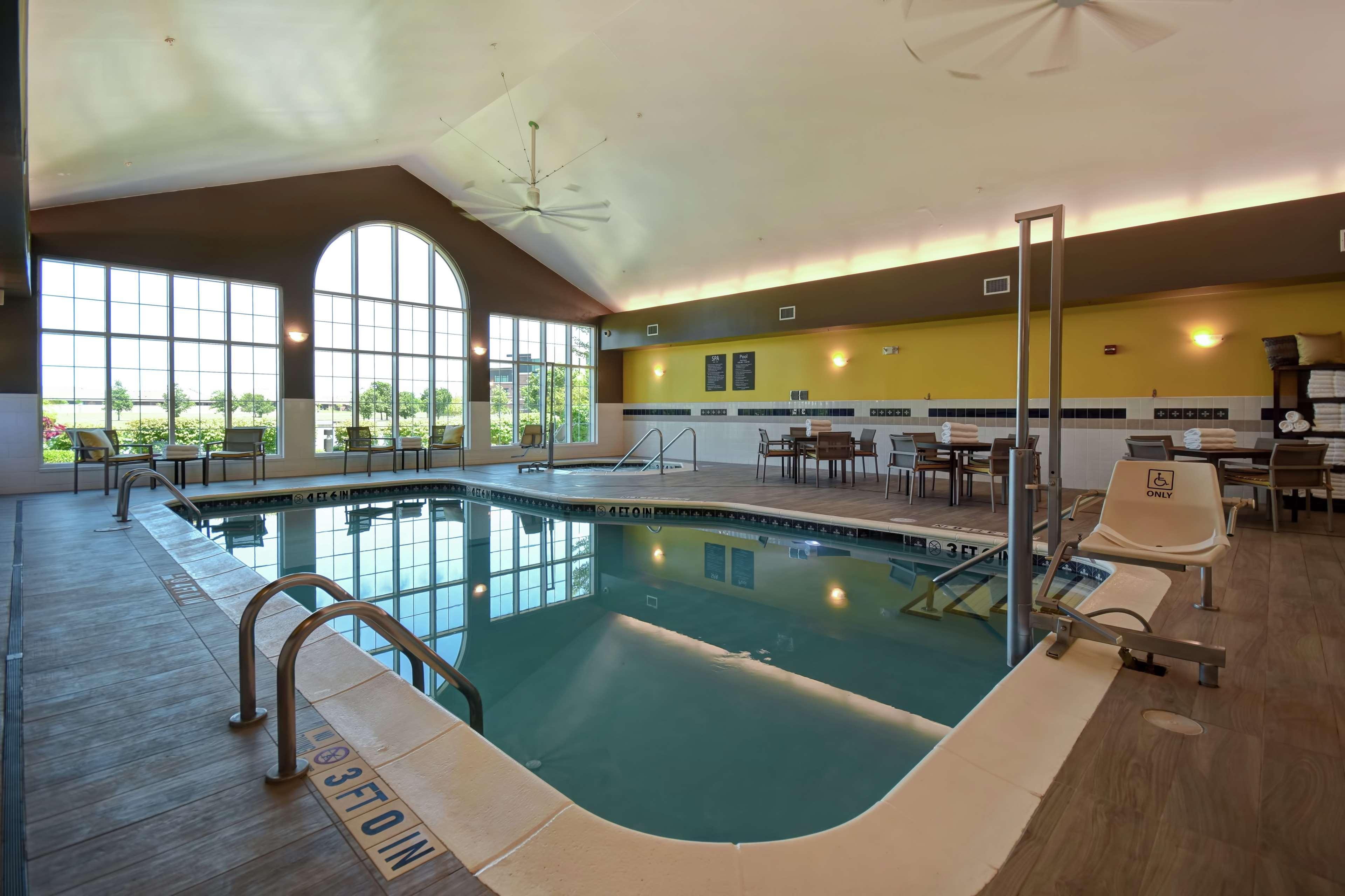 Homewood Suites By Hilton At The Waterfront Wichita Buitenkant foto