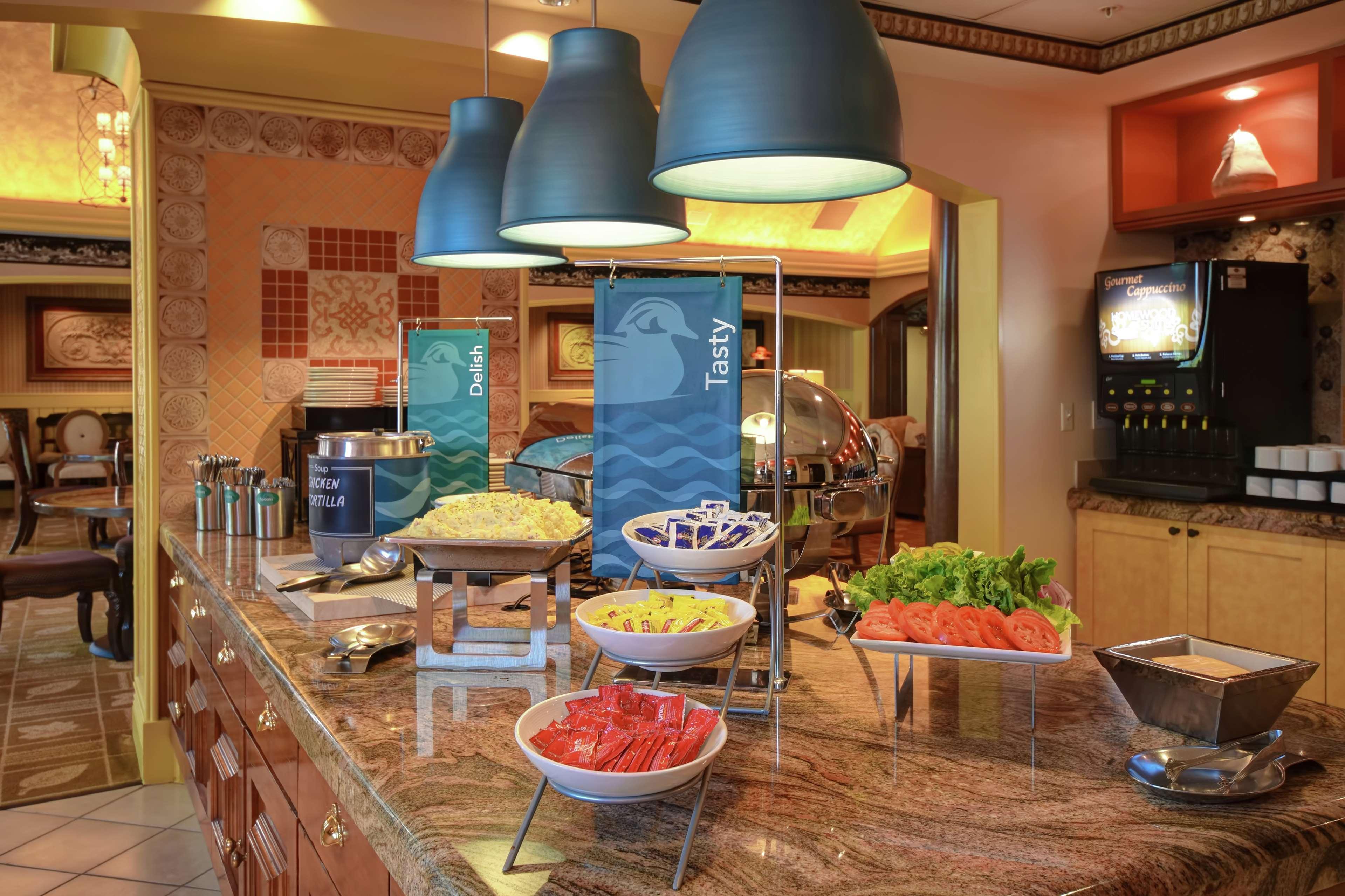 Homewood Suites By Hilton At The Waterfront Wichita Buitenkant foto
