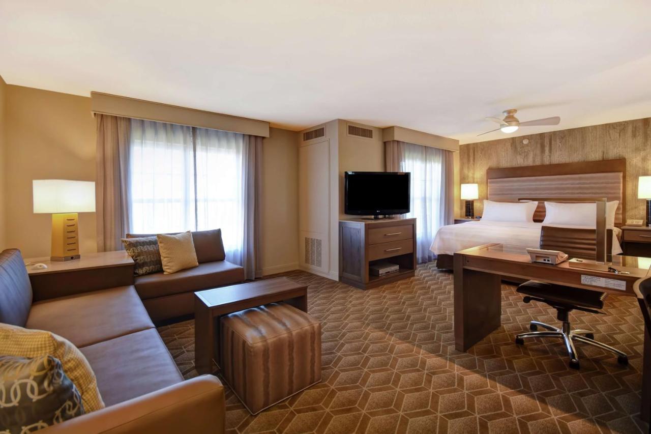 Homewood Suites By Hilton At The Waterfront Wichita Buitenkant foto