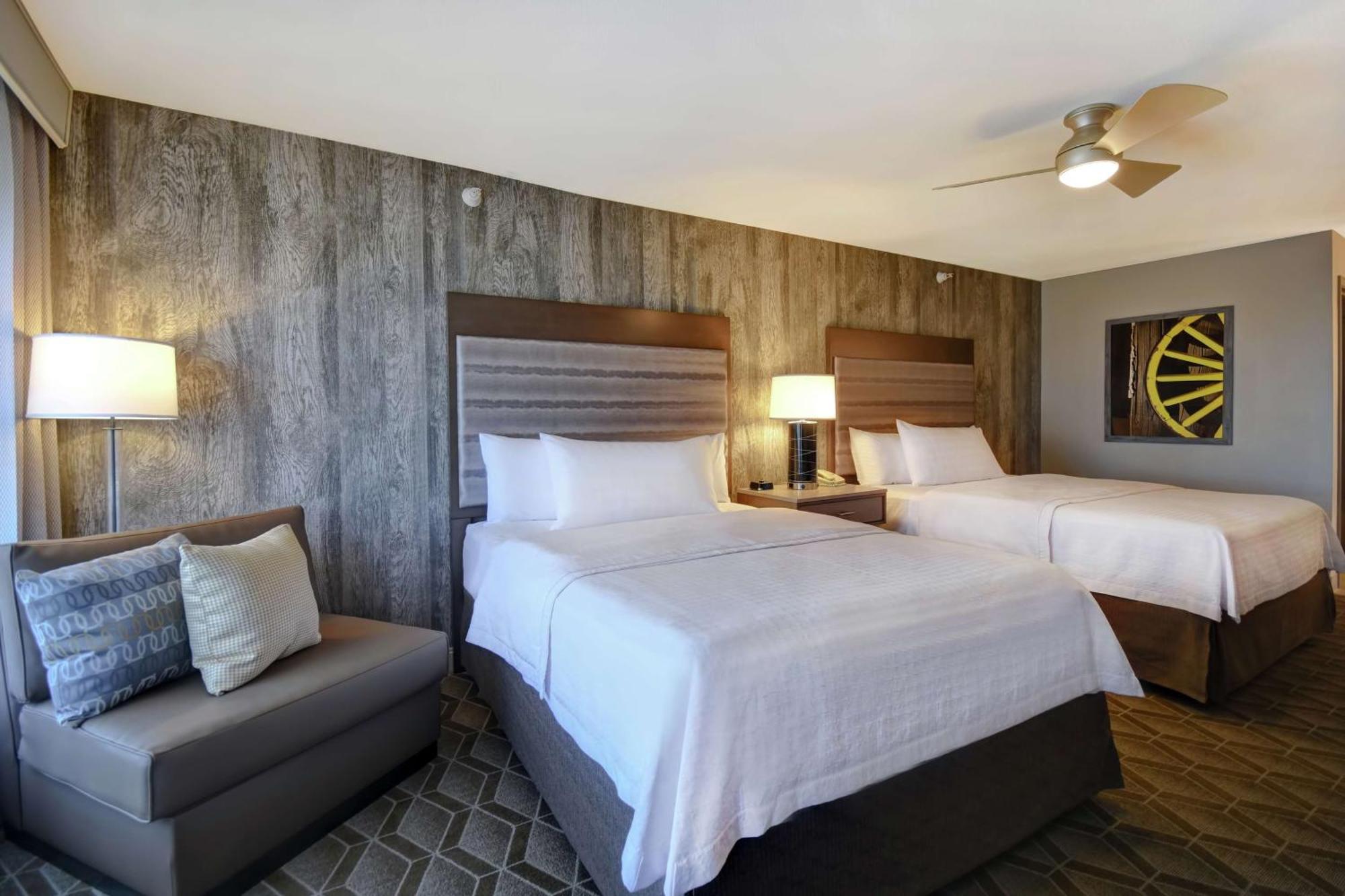 Homewood Suites By Hilton At The Waterfront Wichita Buitenkant foto