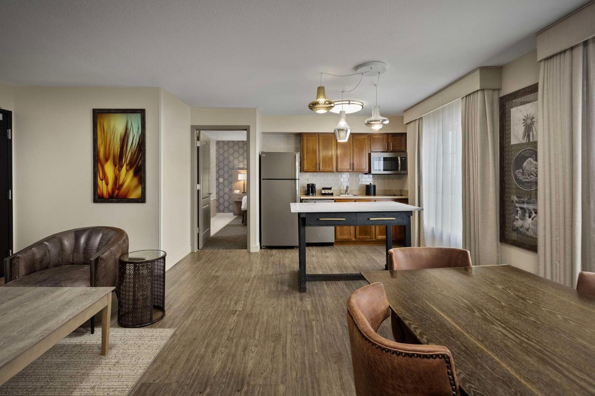 Homewood Suites By Hilton At The Waterfront Wichita Buitenkant foto
