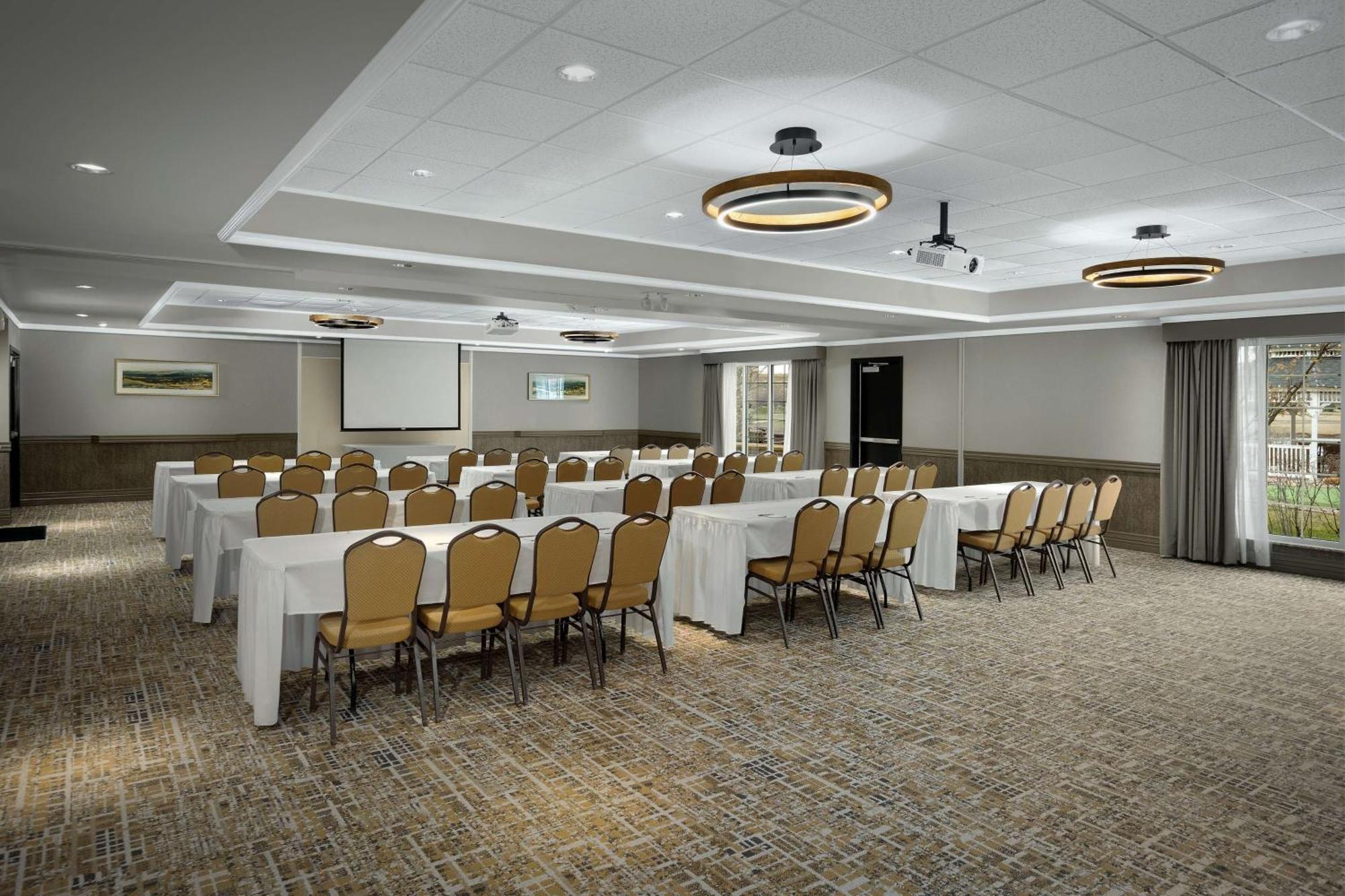 Homewood Suites By Hilton At The Waterfront Wichita Buitenkant foto
