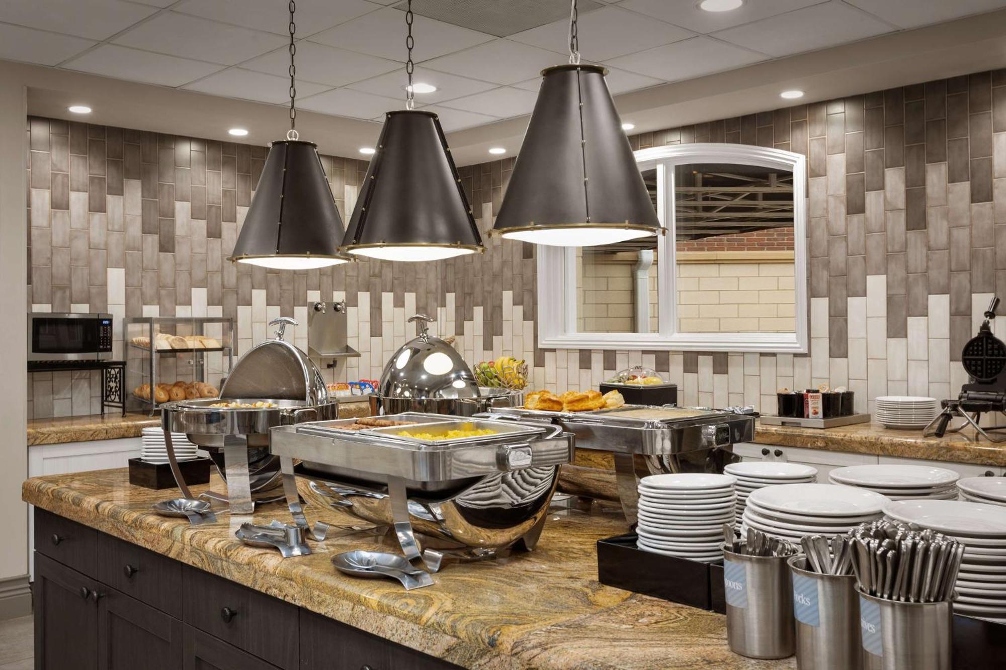 Homewood Suites By Hilton At The Waterfront Wichita Buitenkant foto