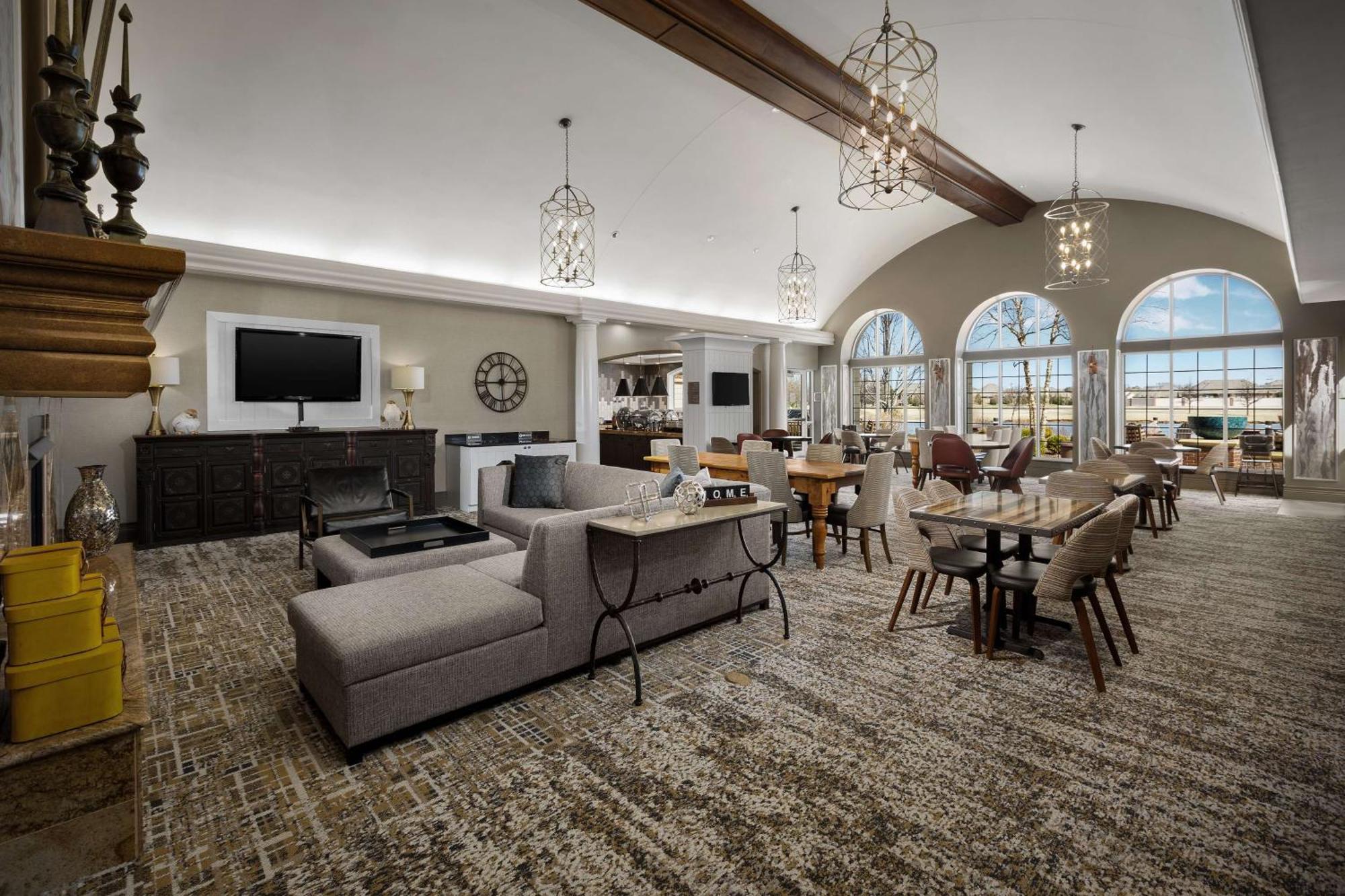 Homewood Suites By Hilton At The Waterfront Wichita Buitenkant foto